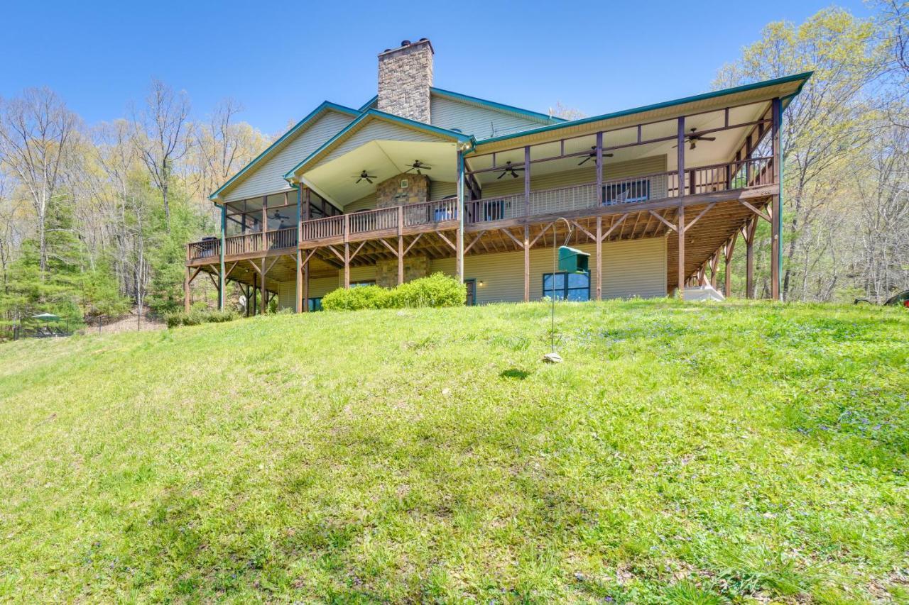 Expansive Home On 16 Acres With Smoky Mountain Views Murphy Kültér fotó